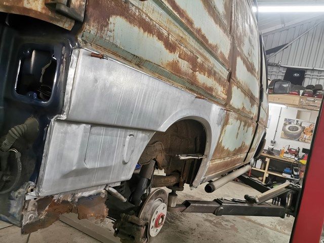 images/vehicle-welding/slider/vehicle-welding-services-7-kireth-ai.jpeg
